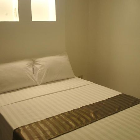 Pawikan Hostel El Nido Buitenkant foto