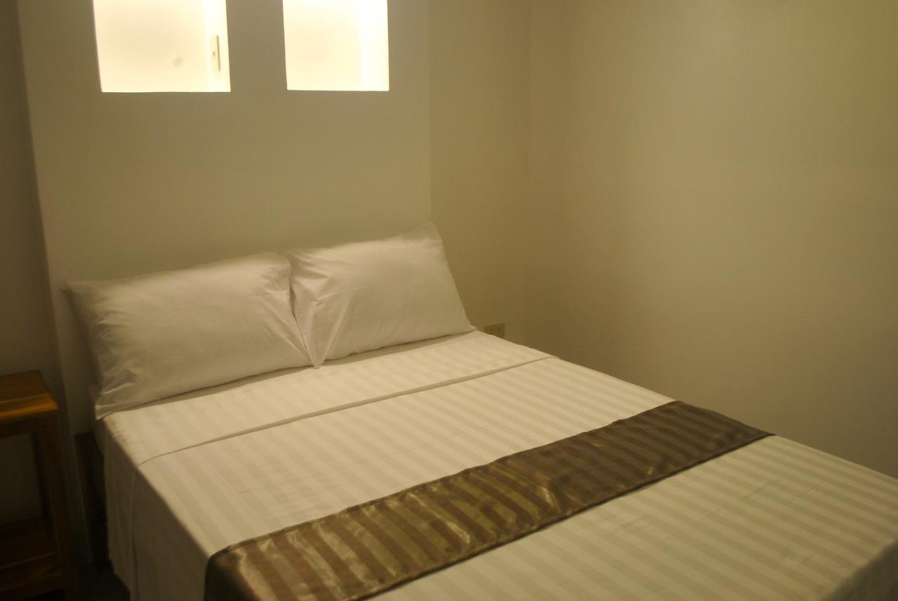 Pawikan Hostel El Nido Buitenkant foto