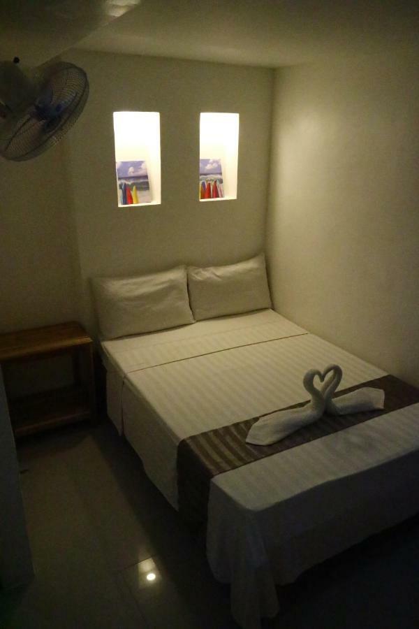 Pawikan Hostel El Nido Buitenkant foto